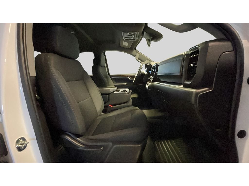 2023 GMC Sierra SLE