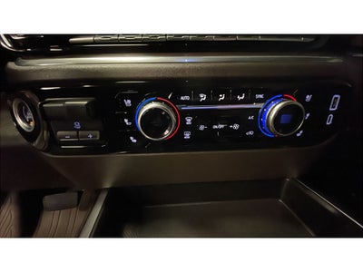 2024 GMC Sierra SLT