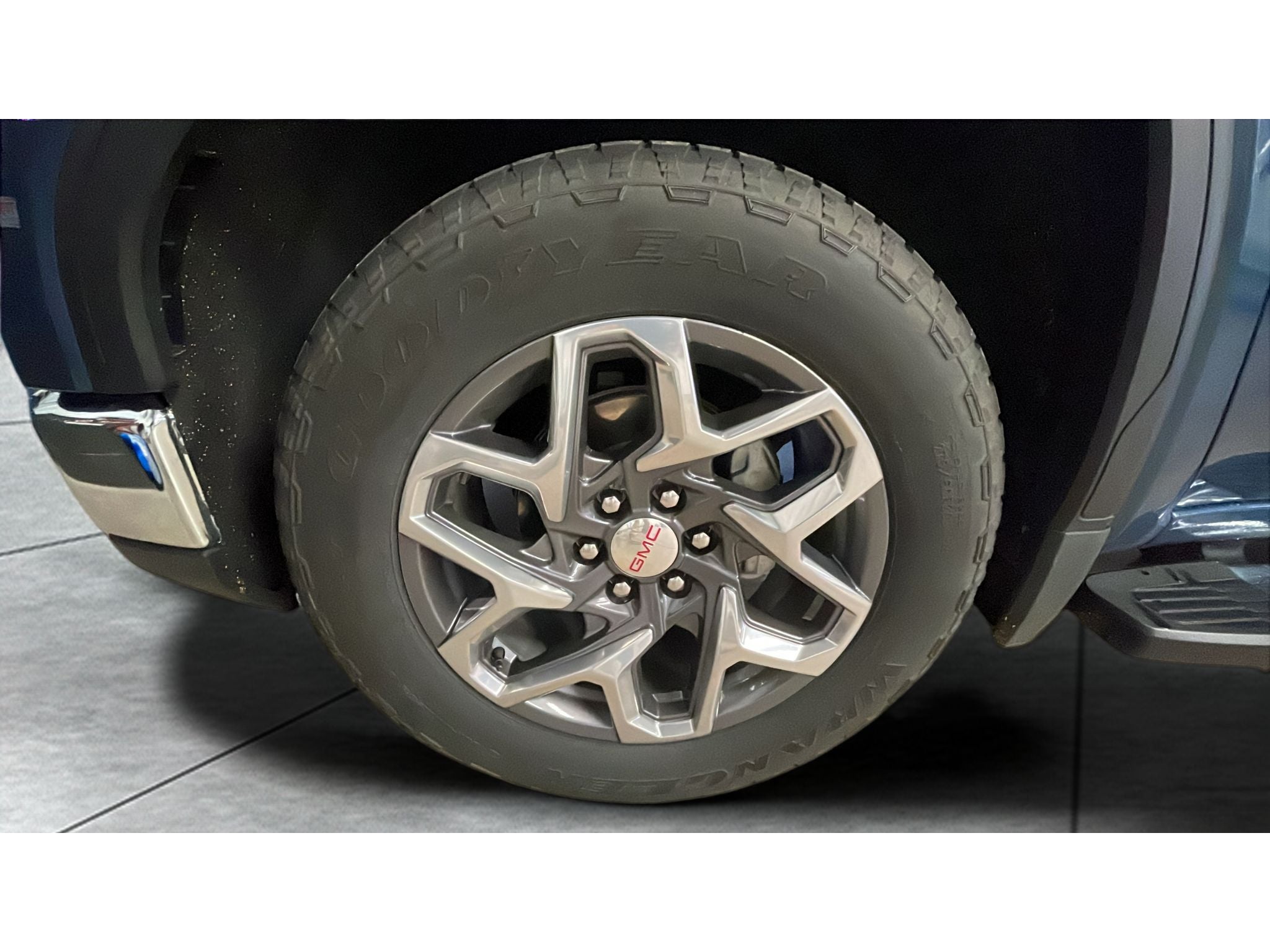 2024 GMC Sierra SLT