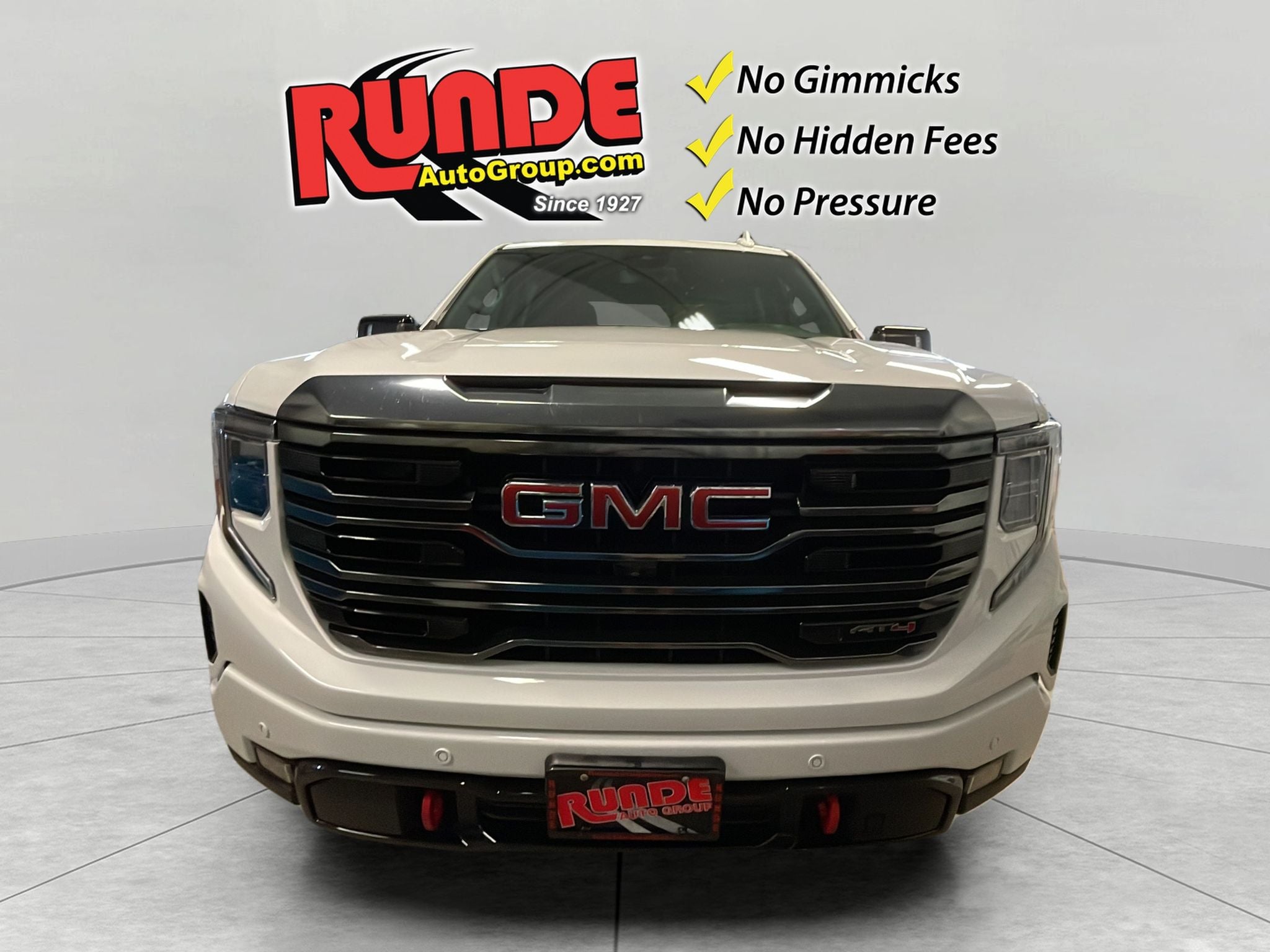 2023 GMC Sierra AT4
