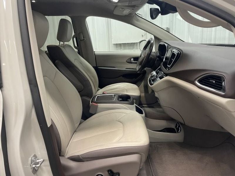 2019 Chrysler Pacifica Touring L Plus