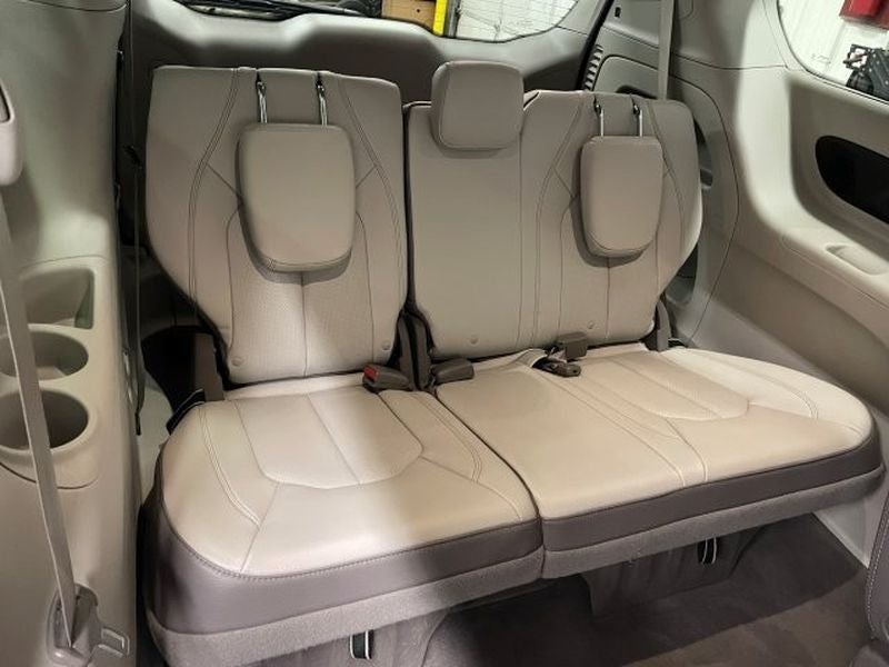 2019 Chrysler Pacifica Touring L Plus