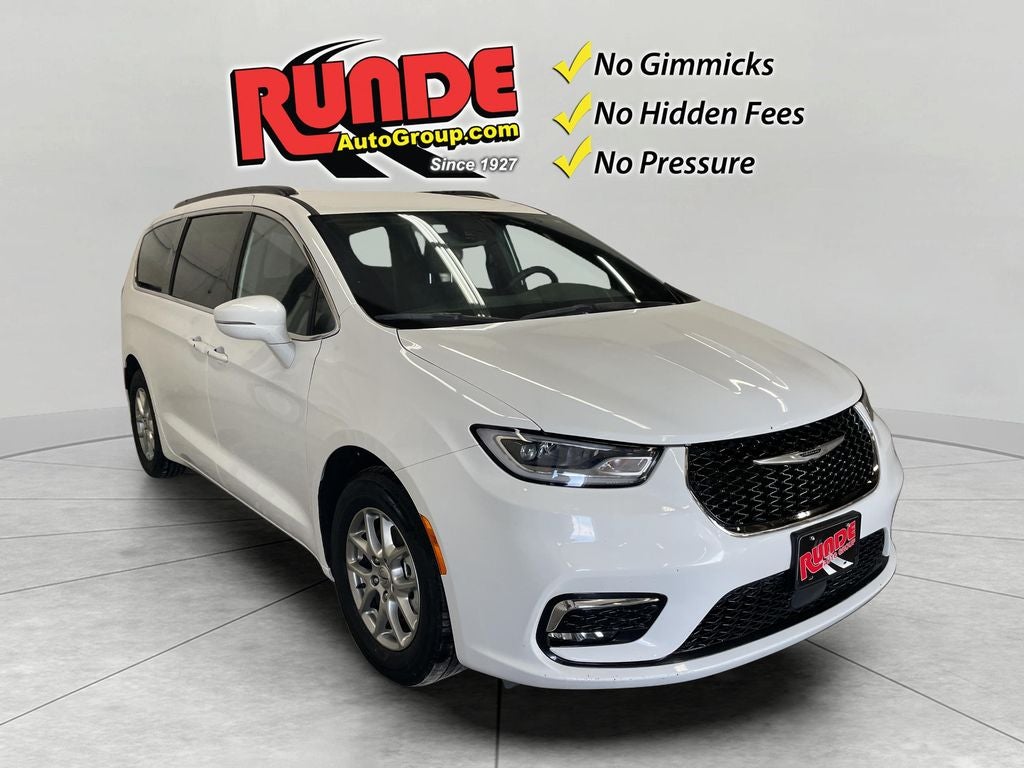 2022 Chrysler Pacifica Touring