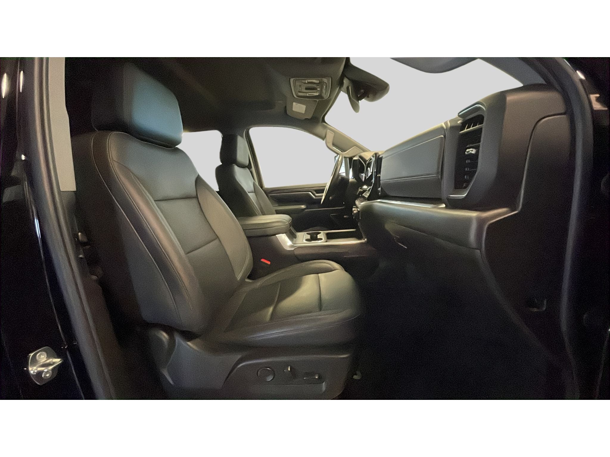 2024 Chevrolet Silverado LTZ