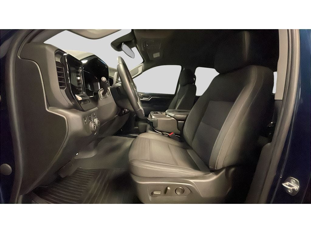 2023 Chevrolet Silverado LT