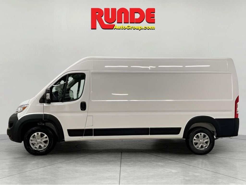 2025 RAM ProMaster 2500 SLT