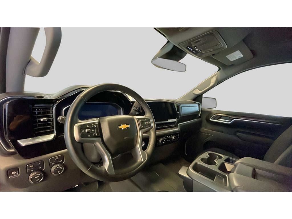2025 Chevrolet Silverado LT