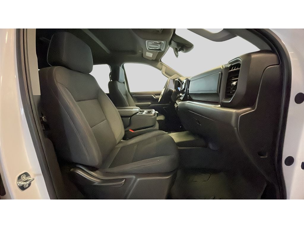 2025 Chevrolet Silverado LT