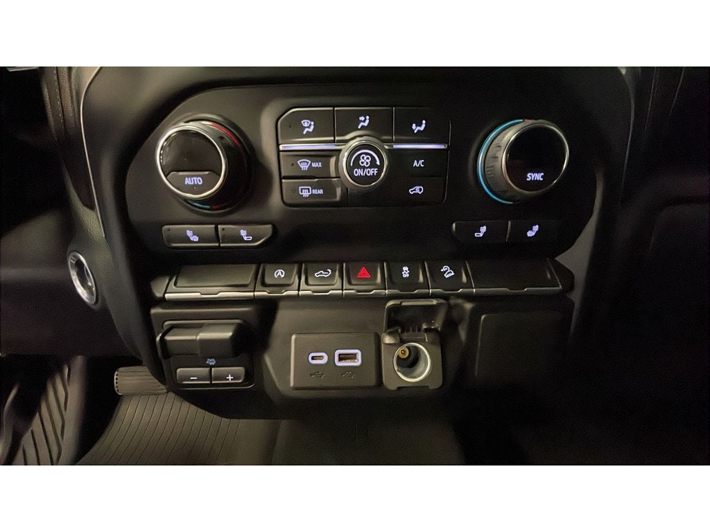 2021 Chevrolet Silverado RST