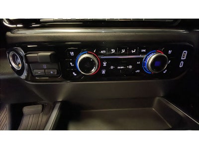 2024 GMC Sierra SLT