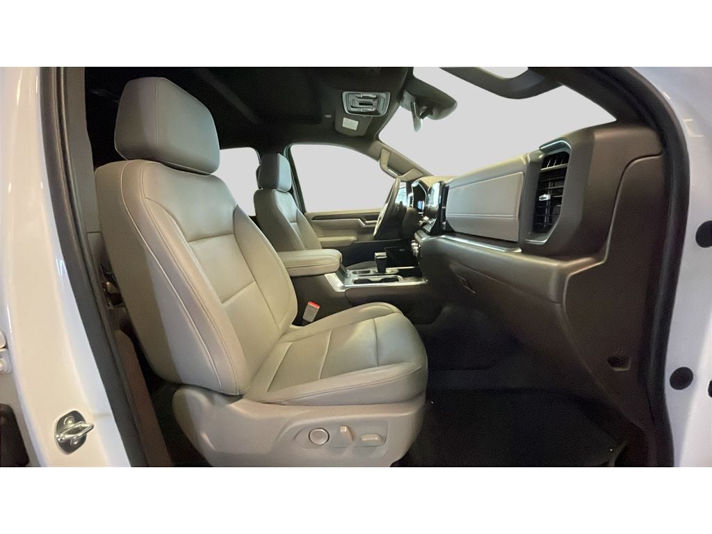 2023 GMC Sierra SLT