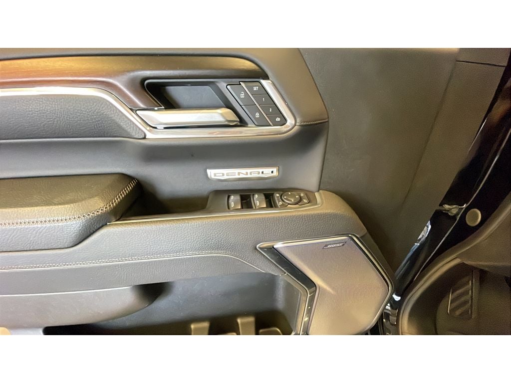 2025 GMC Sierra Denali