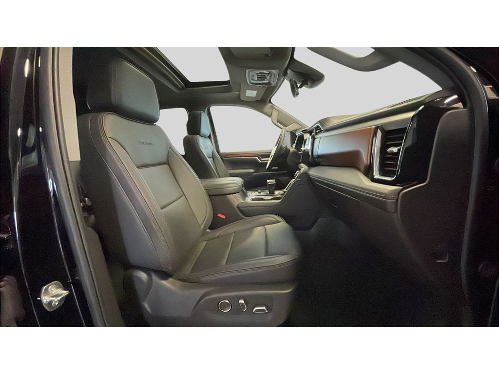 2025 GMC Sierra Denali