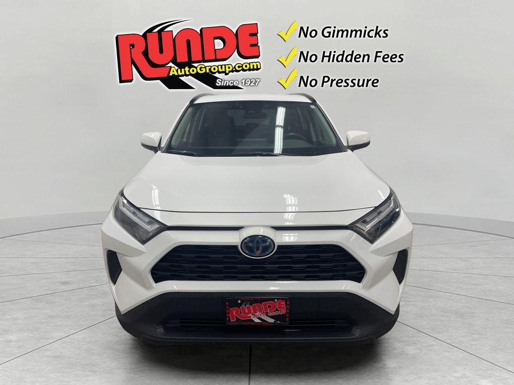 2022 Toyota RAV4 Hybrid XLE