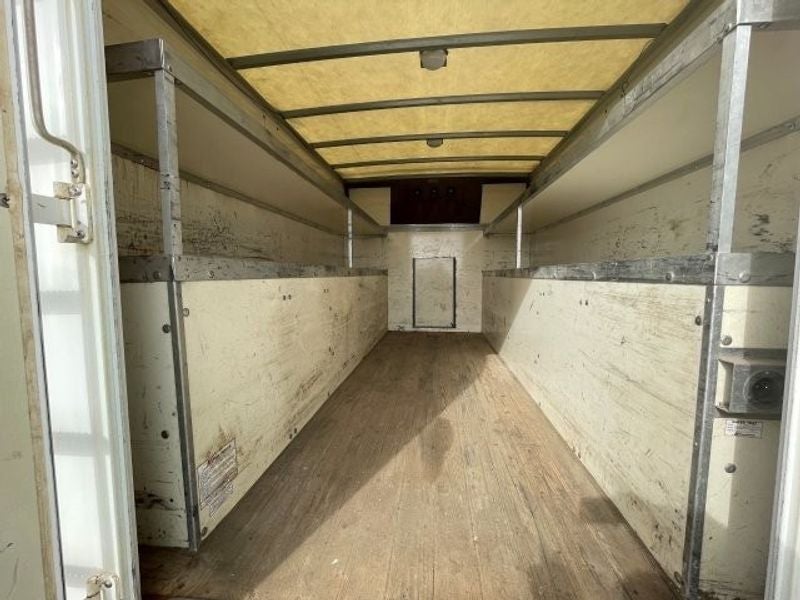 2015 Chevrolet Express Cutaway 3500 3500