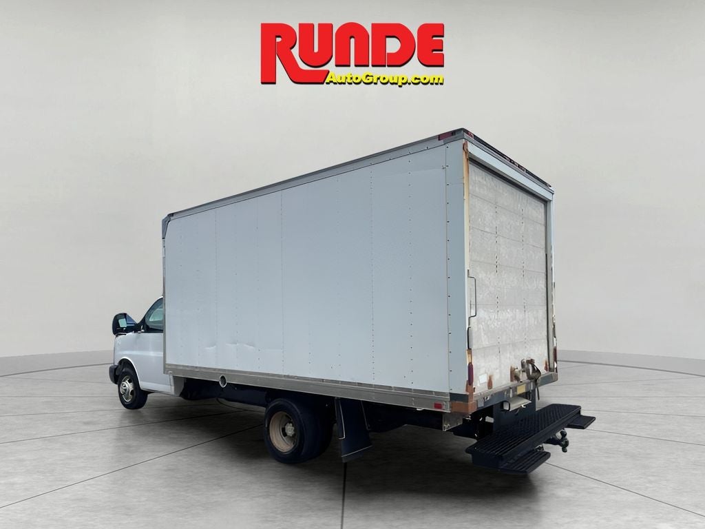 2014 Chevrolet Express Cutaway 3500 3500