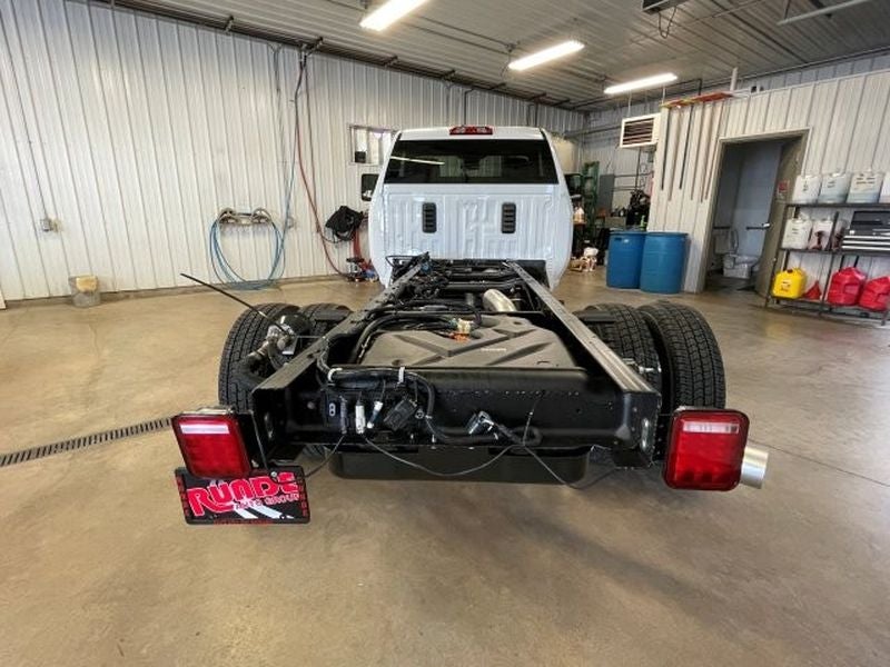 2026 GMC Sierra 3500 HD Chassis Cab Pro