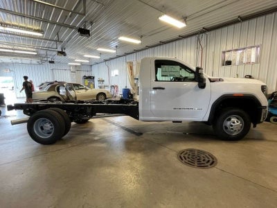 2026 GMC Sierra 3500 HD Chassis Cab Pro