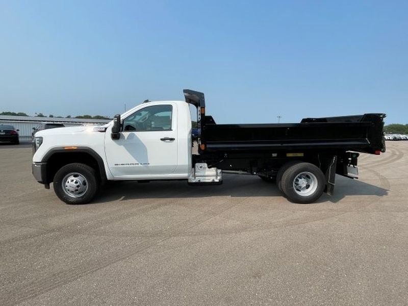 2026 GMC Sierra 3500 HD Chassis Cab Pro
