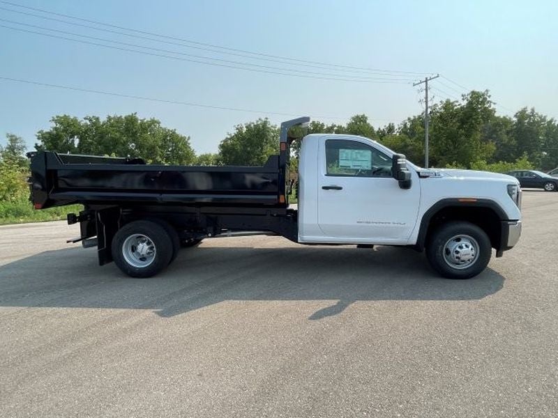 2026 GMC Sierra 3500 HD Chassis Cab Pro