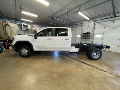 2026 GMC Sierra 3500 HD Chassis Cab Pro