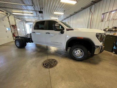 2026 GMC Sierra 3500 HD Chassis Cab Pro
