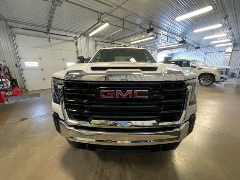 2026 GMC Sierra 3500 HD Chassis Cab Pro