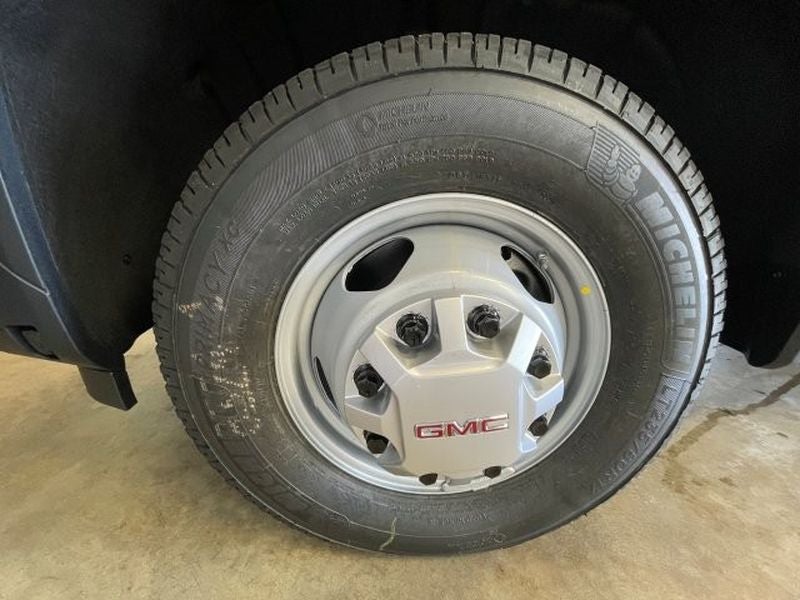 2026 GMC Sierra 3500 HD Chassis Cab Pro