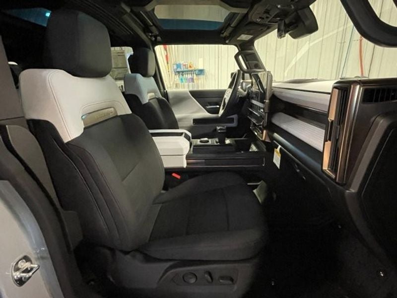 2024 GMC HUMMER EV SUV 2X