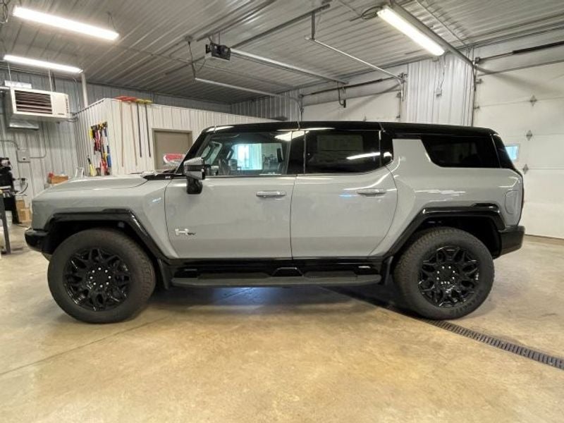 2024 GMC HUMMER EV SUV 2X