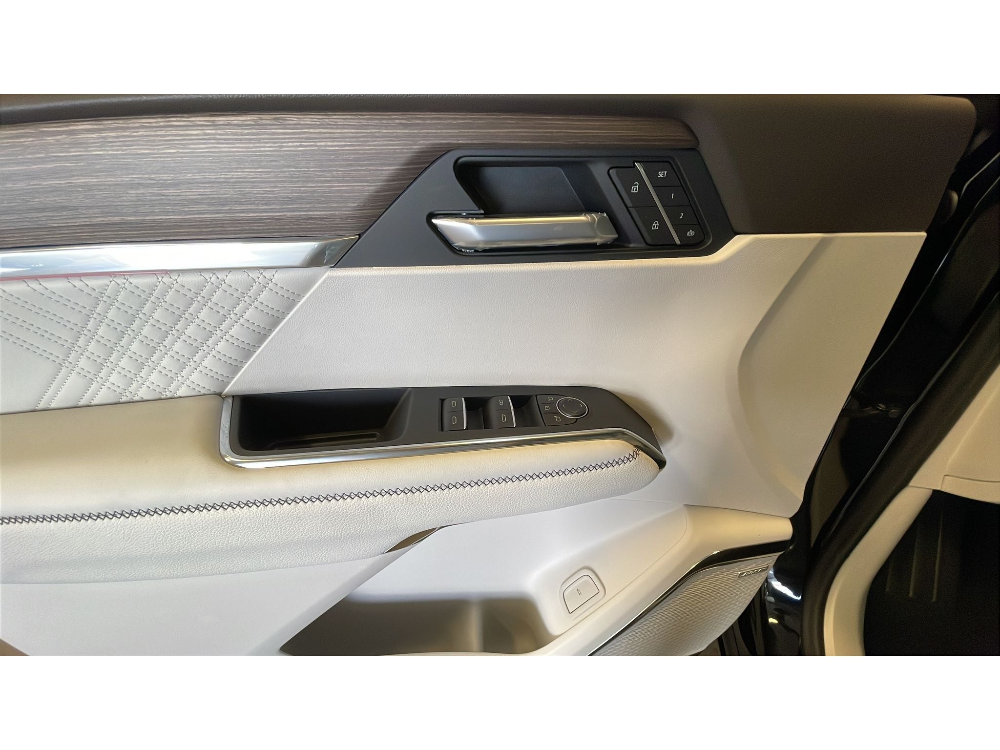 2027 GMC Acadia Denali