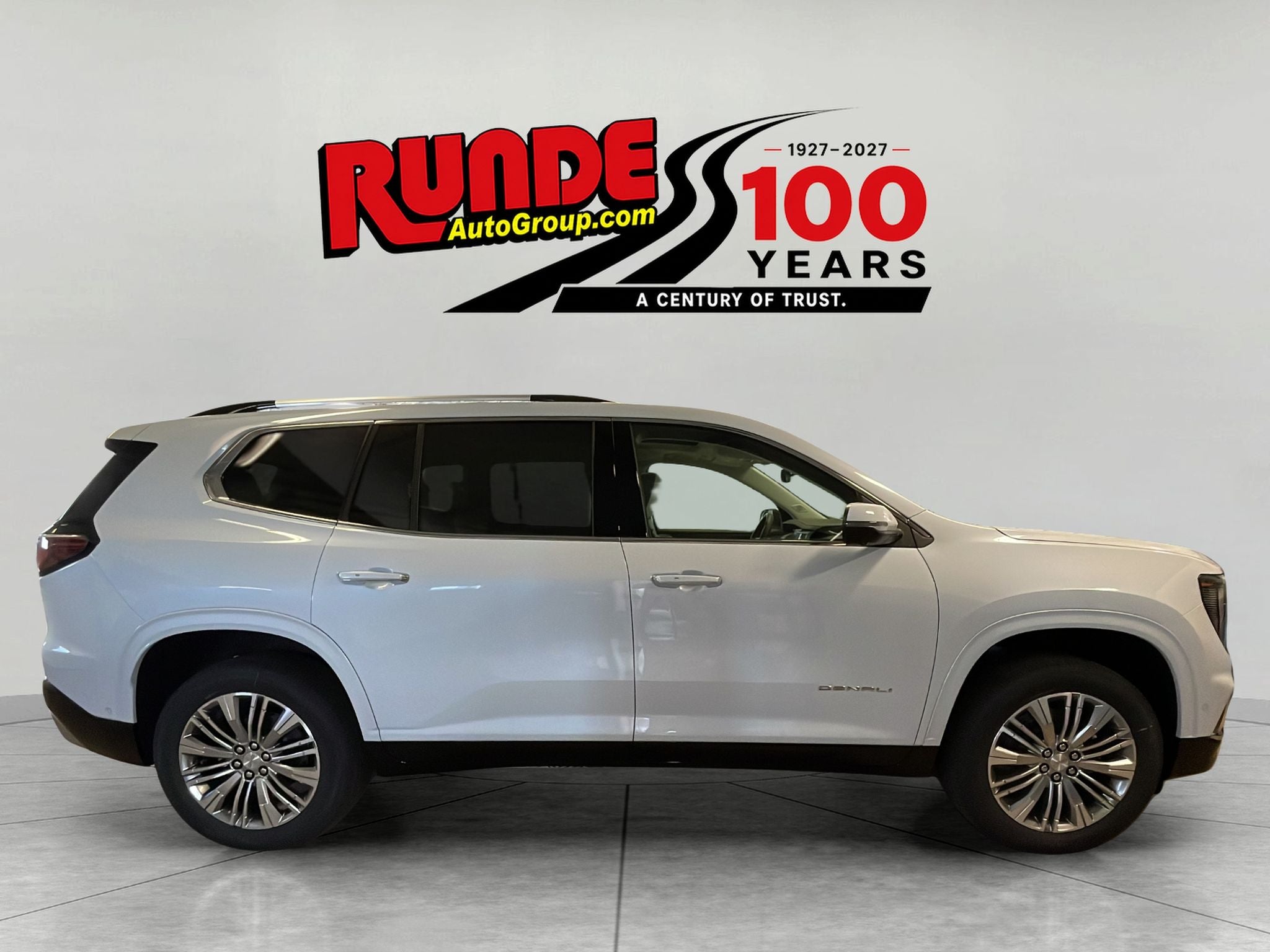 2027 GMC Acadia Denali