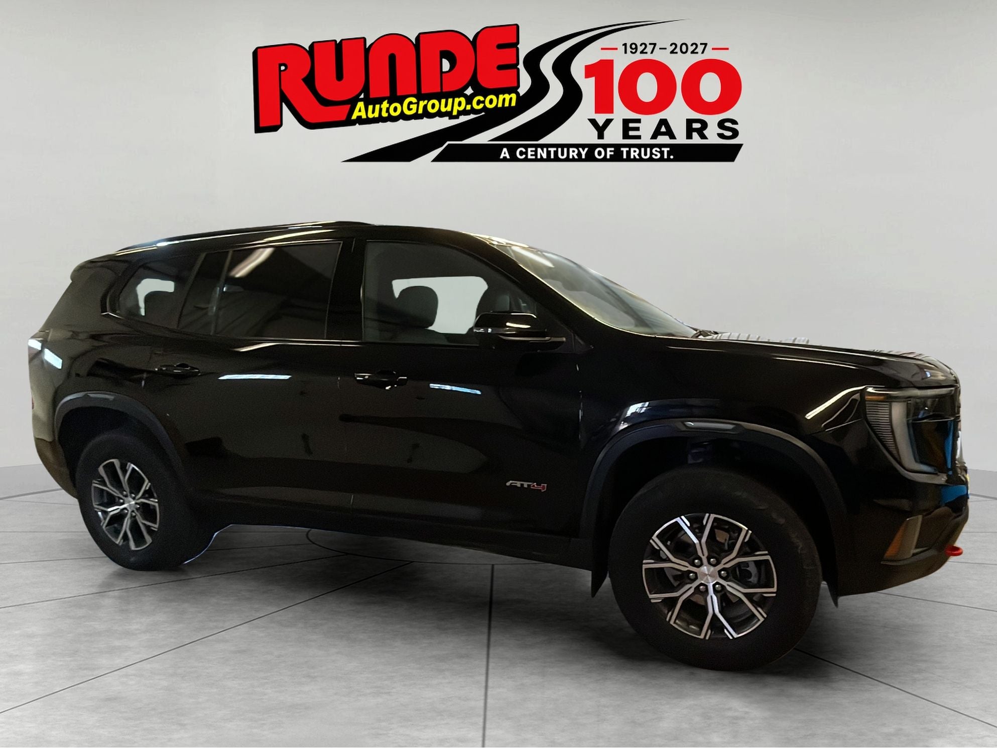 2024 GMC Acadia AT4