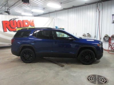 2023 GMC Acadia SLT