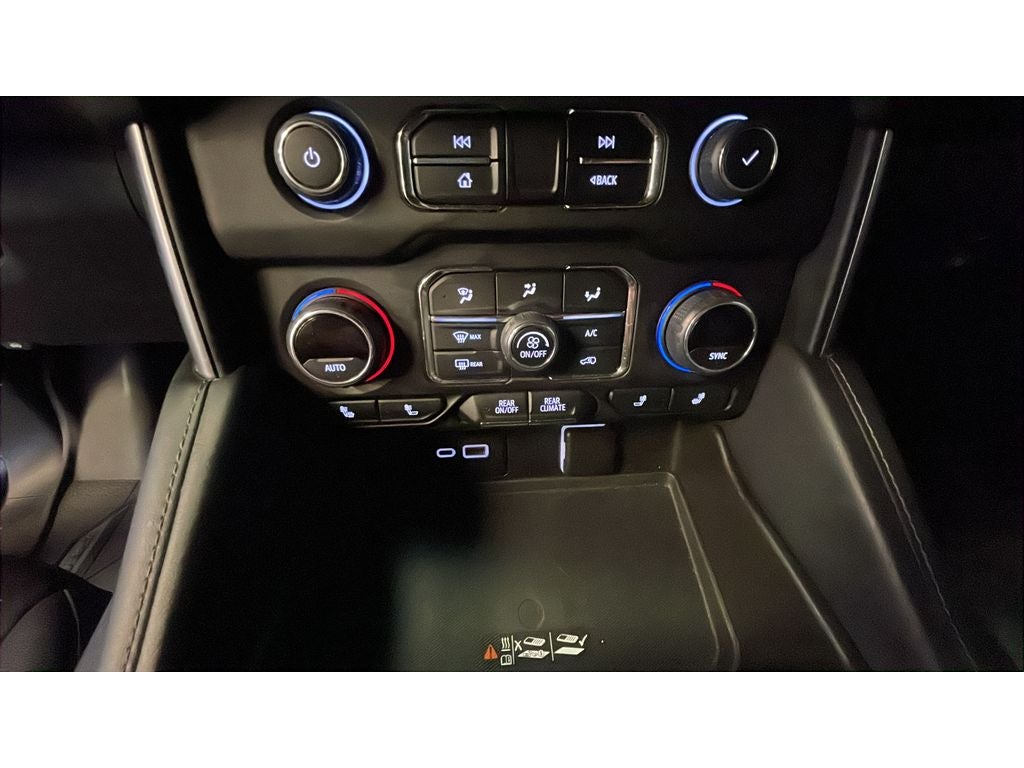 2022 Chevrolet Suburban LT