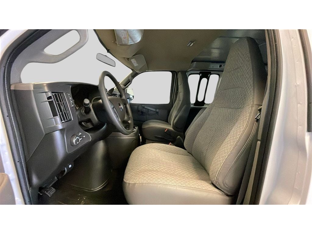 2025 GMC Savana Cargo Work Van