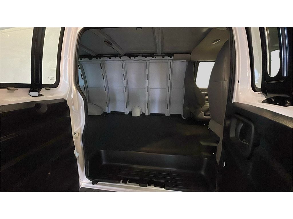 2025 GMC Savana Cargo Work Van