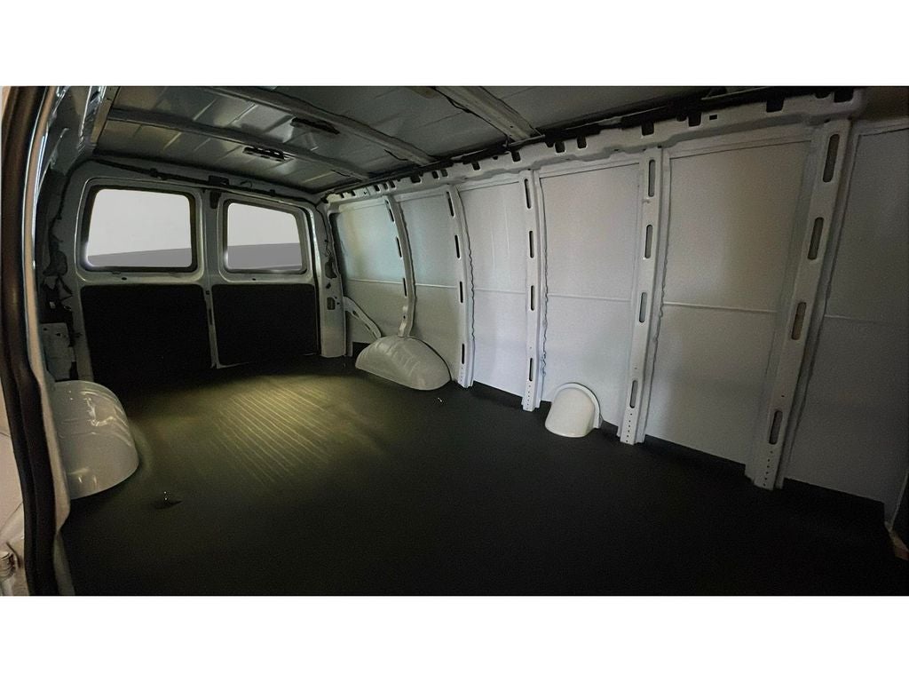 2025 GMC Savana Cargo Work Van