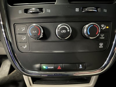 2015 RAM Cargo Tradesman