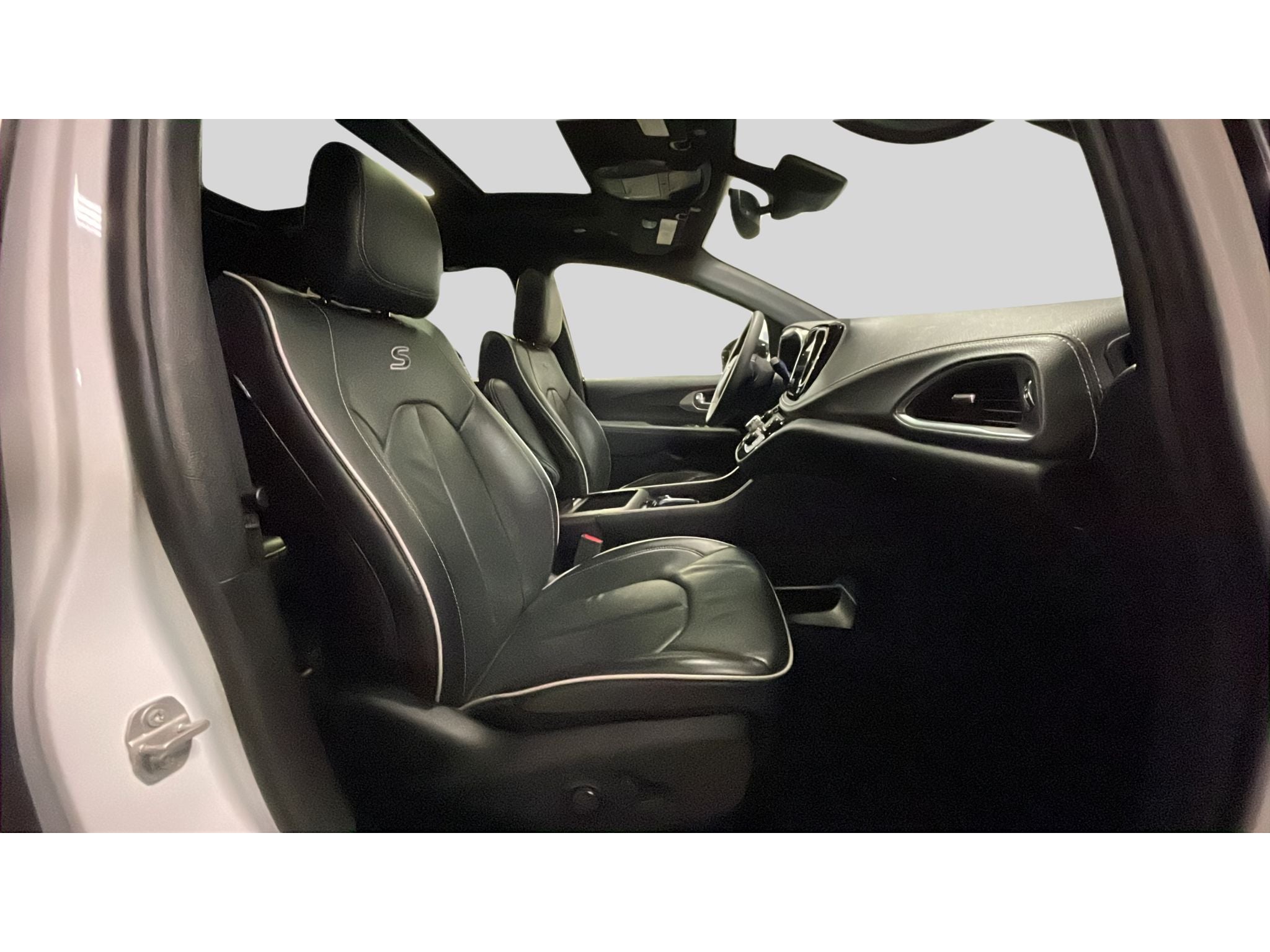 2024 Chrysler Pacifica Limited AWD