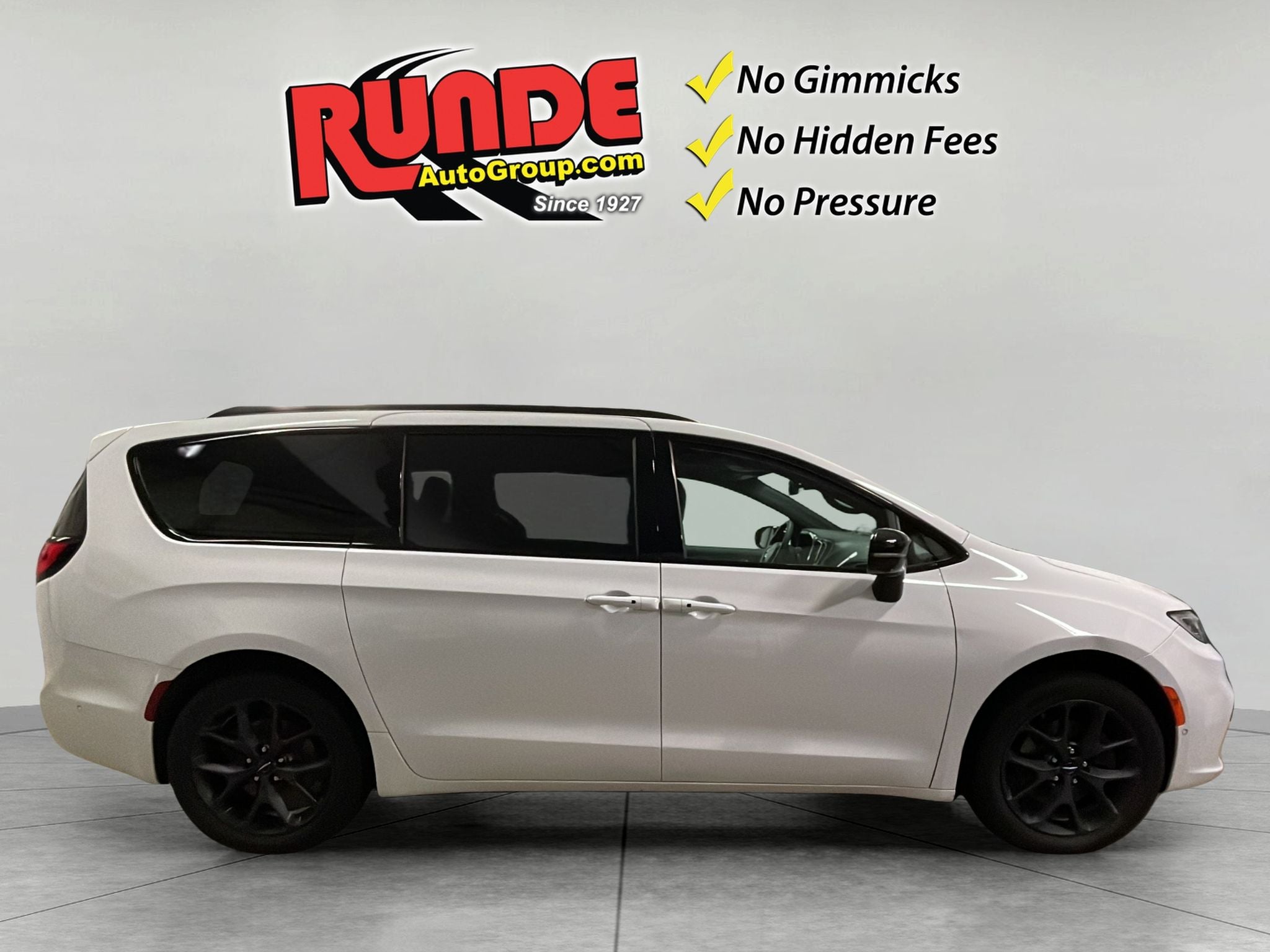 2024 Chrysler Pacifica Limited AWD