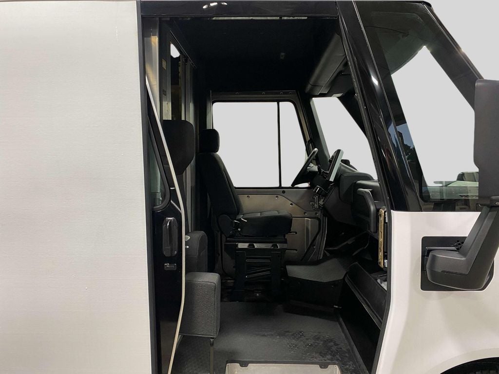 2023 BrightDrop Zevo 600 EJY