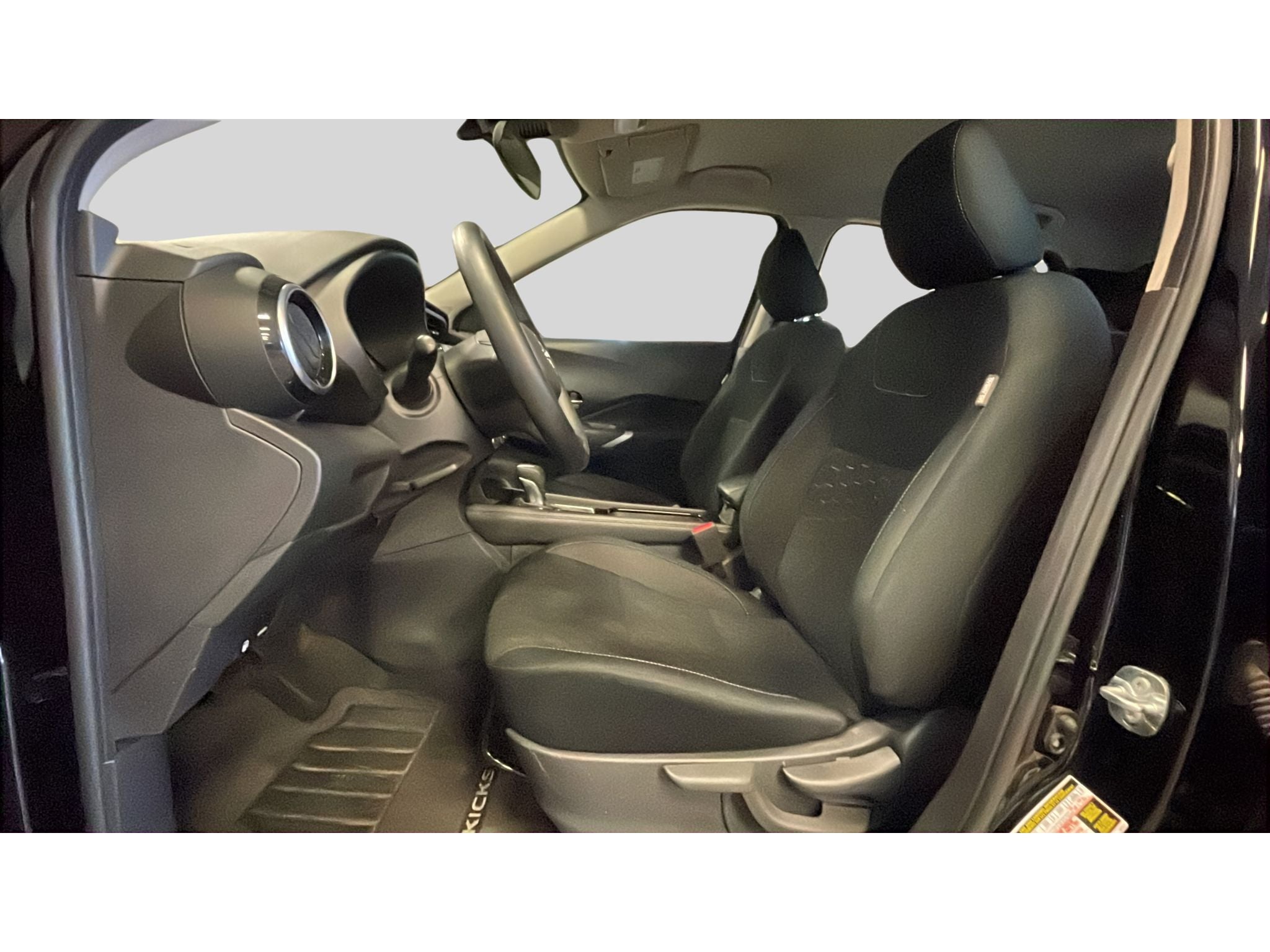2024 Nissan Kicks SV Xtronic CVT